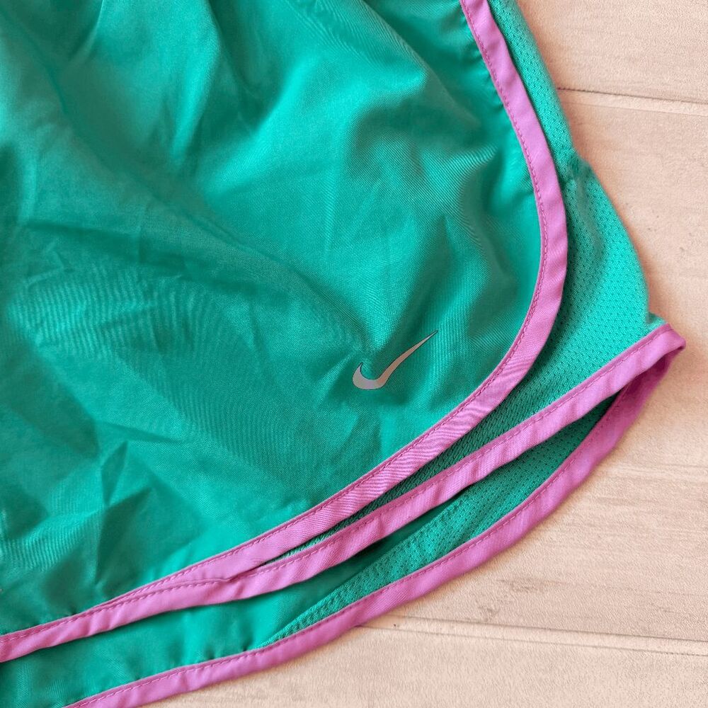 Women's Nike Tempo Dri-FIT Mid-Rise 3-in Running Shorts Teal Purple Lined Large - Picture 5 of 6